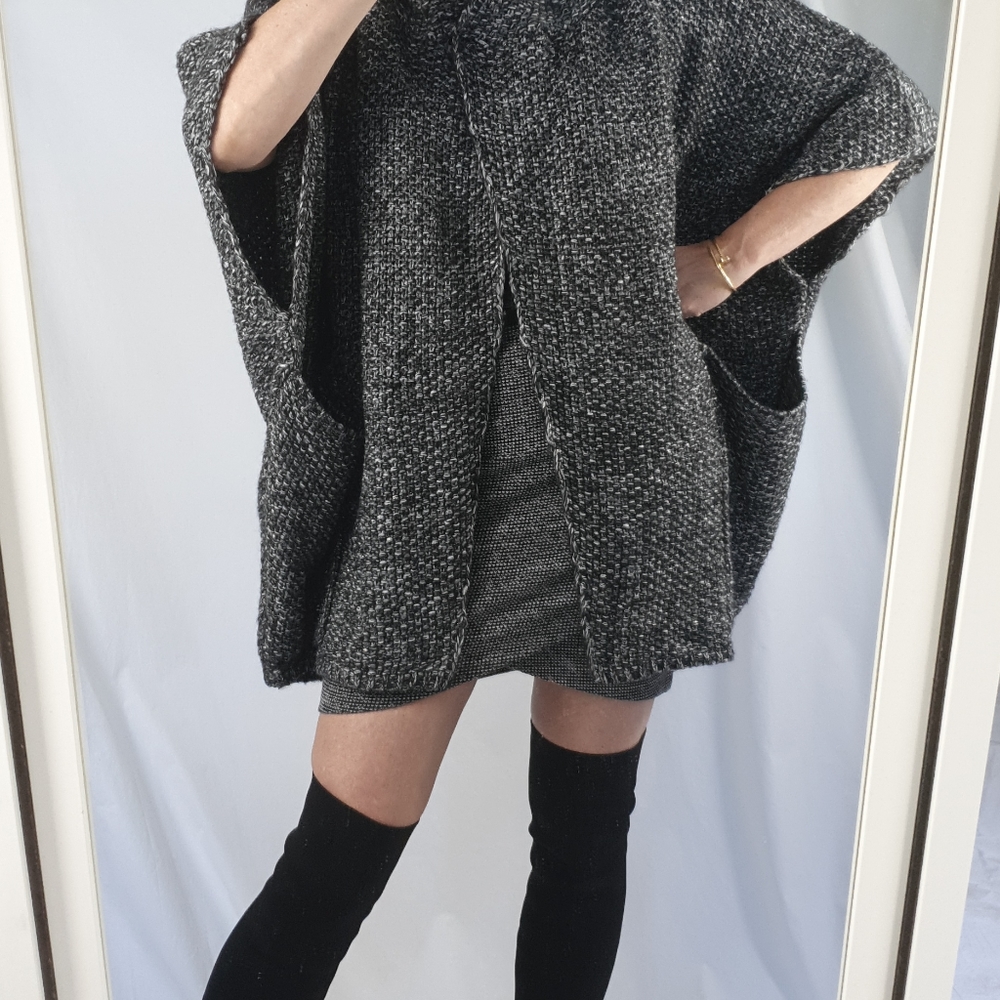 Short sleeve hooded cardigan tunic jacket - Picture 2 of 8